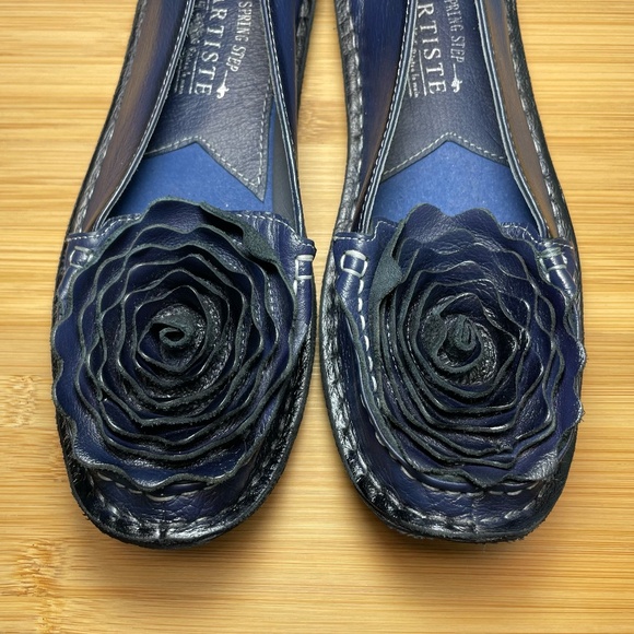 L'Artiste 'Dezi' Rosette Ballet Flats Navy Blue Rose Shoes Spring Step 38 7.5 8 - Picture 3 of 14